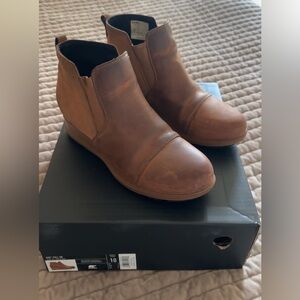 Sorel Tan Leather Ankle Booties